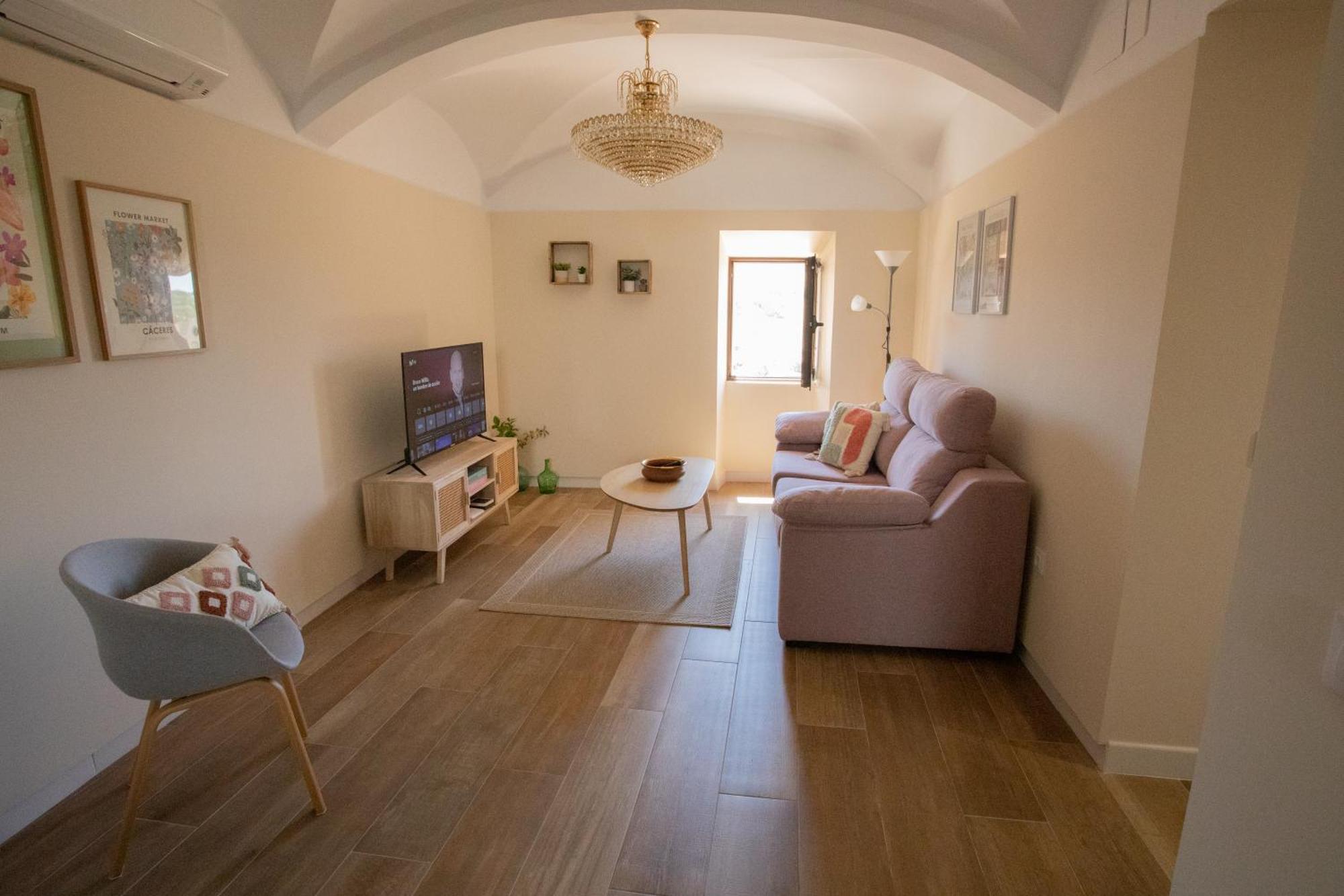 Apartamento Baluarte De Los Pozos Caceres Exterior photo